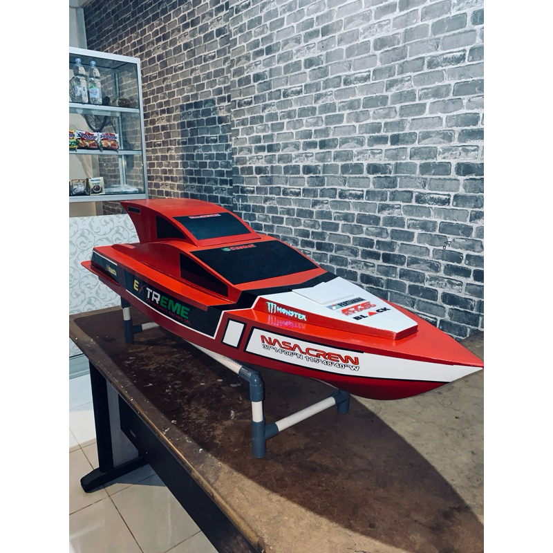 miniatur rc boat princess