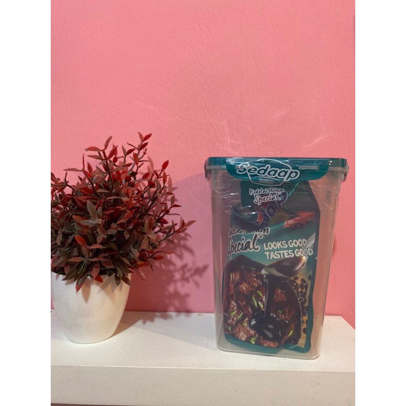 

Sedaap Kecap Manis Kedelai Hitam Spesial Pouch 728 g Free Toples