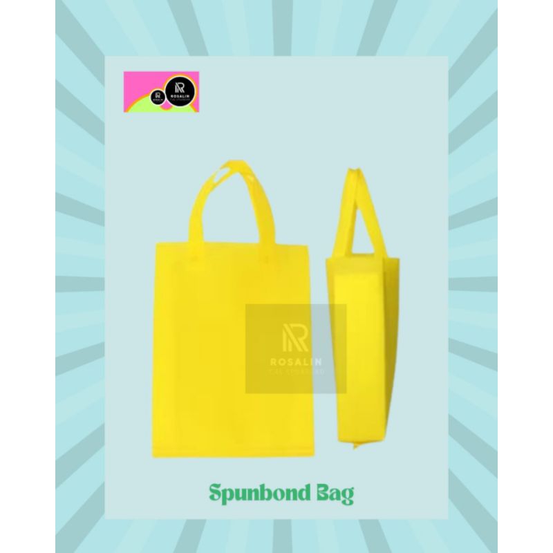 

Tas Spunbond 65/70GSM Goodie Bag Souvenir 4 ukuran S 25X35X8 / M 30X40X8 / L 38X45X9 / paling kecil XS 20X26X8