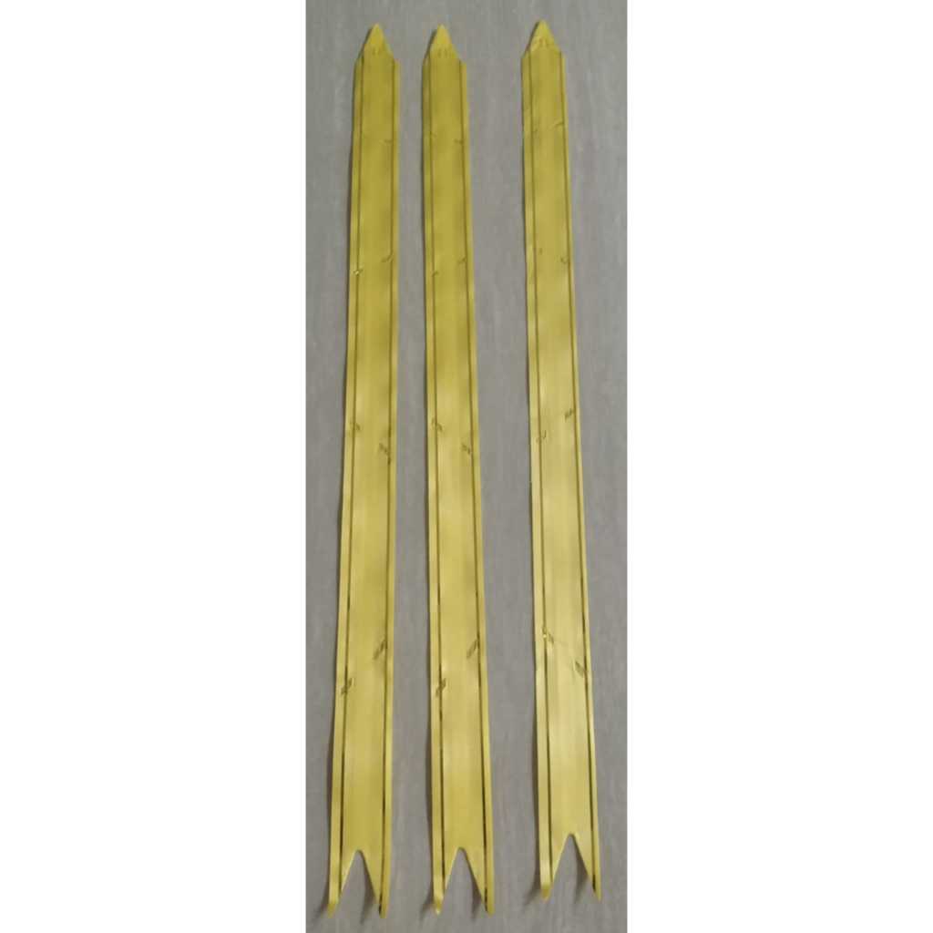 

Pita Tarik LIS EMAS Hiasan Parcel / Pita Serut Ukuran 23 Warna Yellow Jual Perpcs