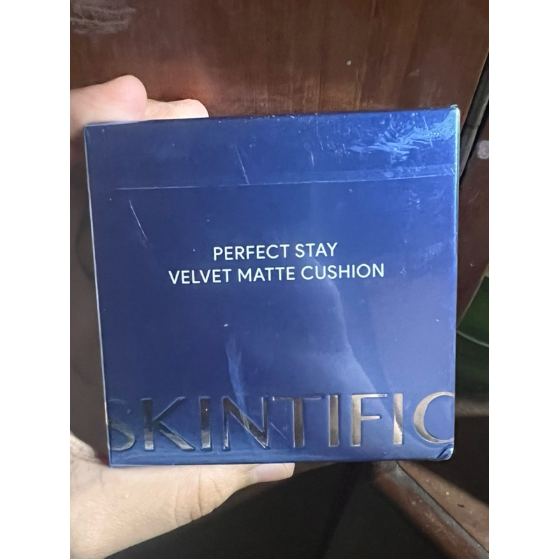 Cushion Biru Skintific