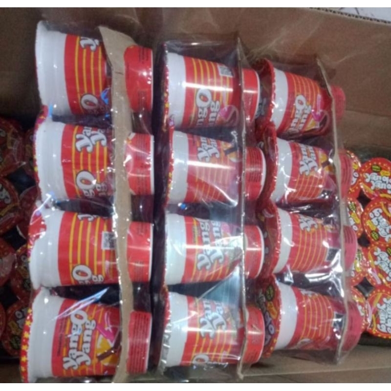 

1 dus yango yang biskuit colek coklat isi 12 pack,1 pack 12 pcs