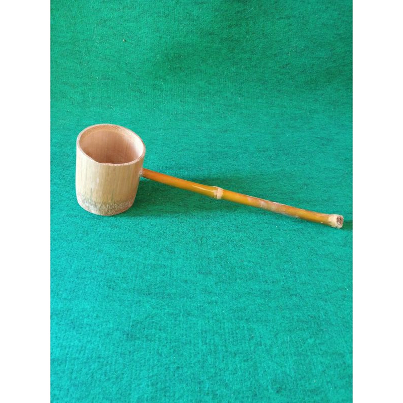 Gayung air dari bambu kerajinan bambu terbaik