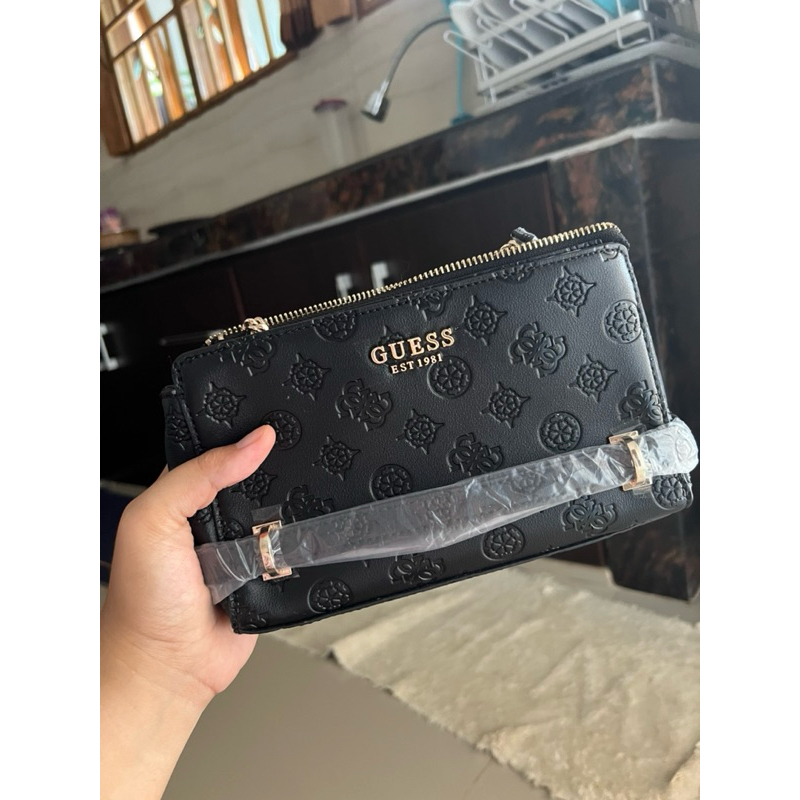 2 tas mini guess sling dan shoulder