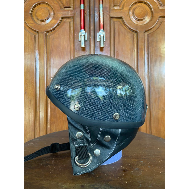 Helm Custom Chip Motif Raw