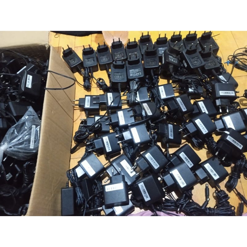 adaptor ori 12v 1a dan 1,5 mix copotan ont 10 pcs