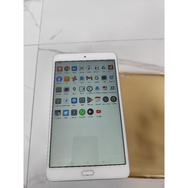 Huawei dtab compact d-02k
