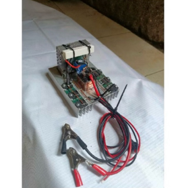 Inverter PAC 6 transistor flip flop