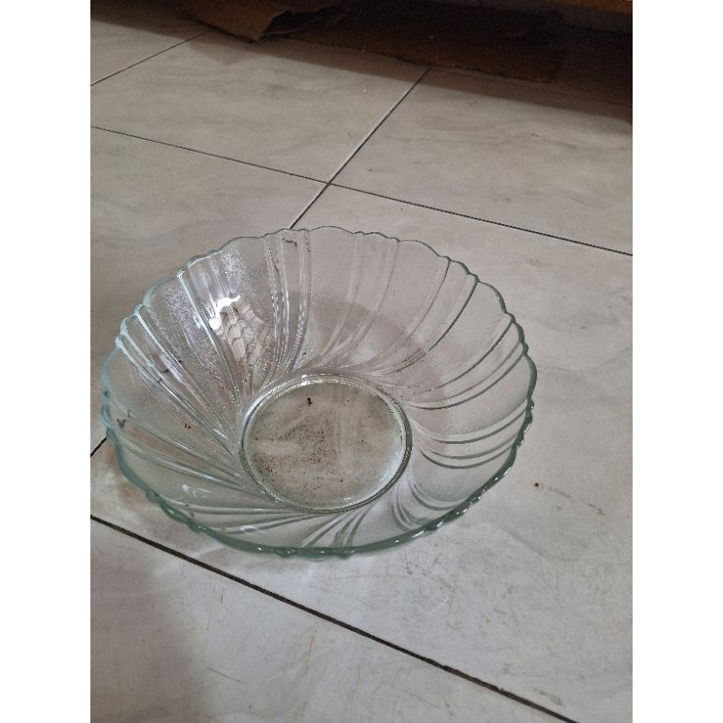 mangkok besar kaca bening