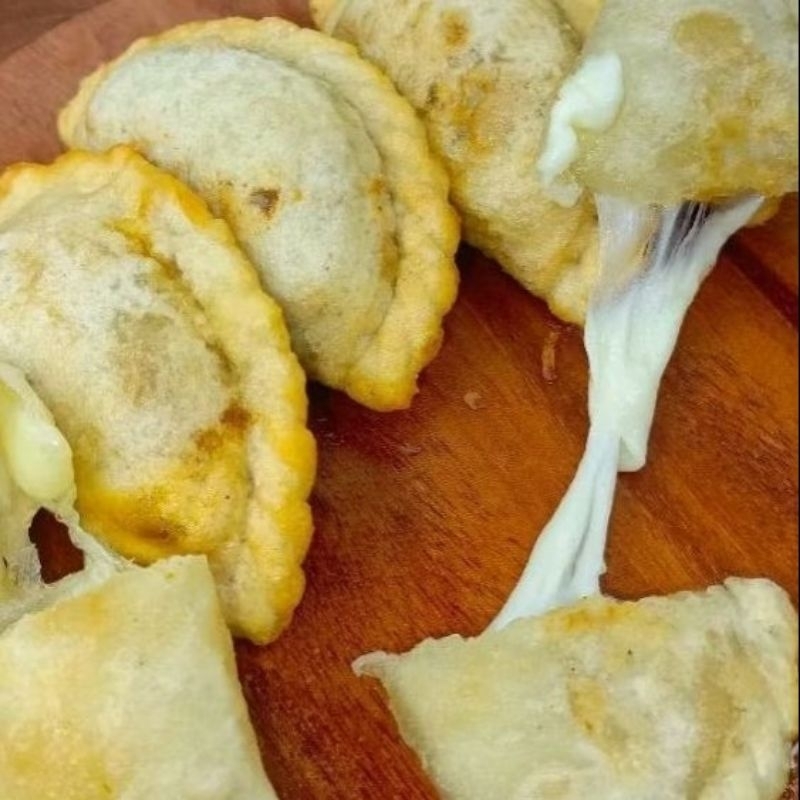 

CIRENG ISI KEJU LUMER ISI 8PCS