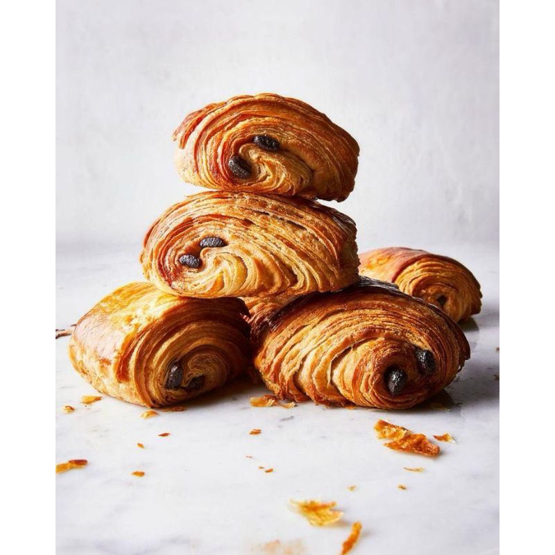 

SUPPLIER CAFE | PAIN AU CHOCO - ROTI CHOCOLATE CROISSANT 70GR 30GR FROZEN BEKU FRESH PREMIUM BEKASI