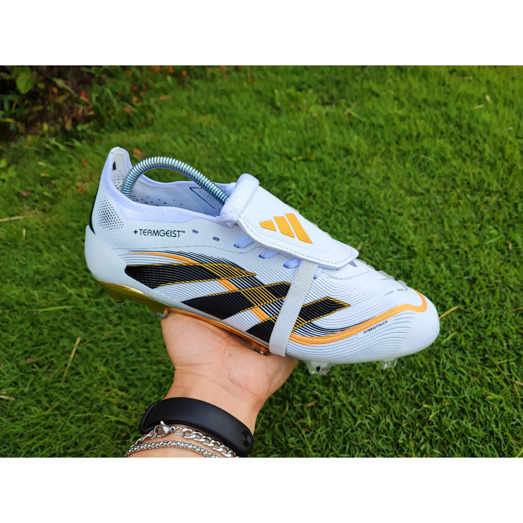 [Best Seller] Sepatu Bola Predator Elite Tongue Teamgeist FG - White Black Metallic Gold - COD