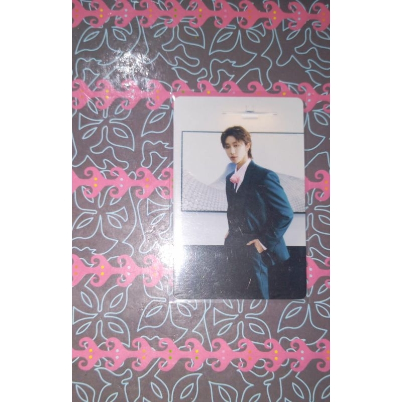 

OFFICIAL PHOTOCARD SEVENTEEN