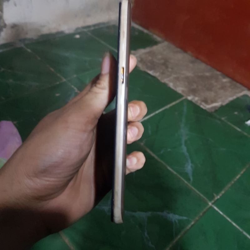 oppo a7 4/64 bootlop