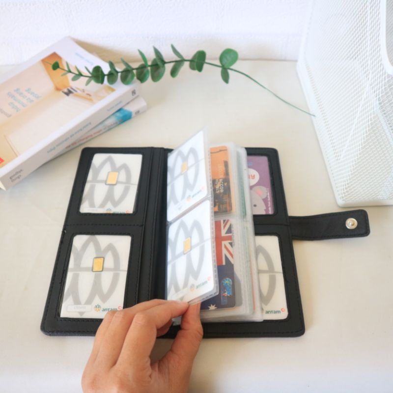 Dompet Wanita dengan 32 Slot Kartu/Tempat Menyimpan Album Kartu Logam Mulia Emas/Album Menyimpan Kar