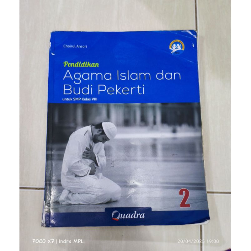 

Buku Quadra Pendidikan Agama Islam dan Budi Pekerti untuk SMP / MTS kelas 2 atau kelas 8 VIII