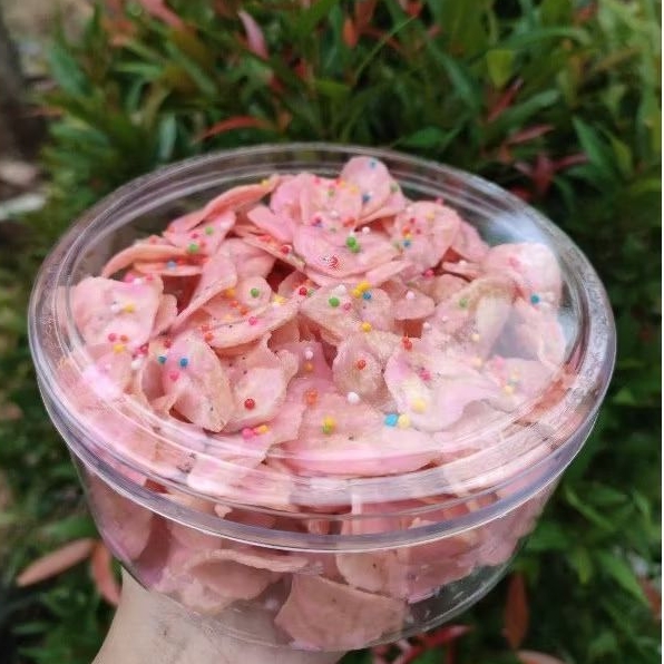 

AA kitchen KRIPIK PISANG COKLAT UKURAN 240GR KEMASAN TOPLES ENAK GURIH NIKMAT