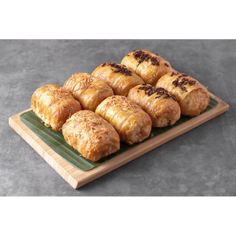 

Bread Co Yogya Bolen Lilit Mini Aneka Varian