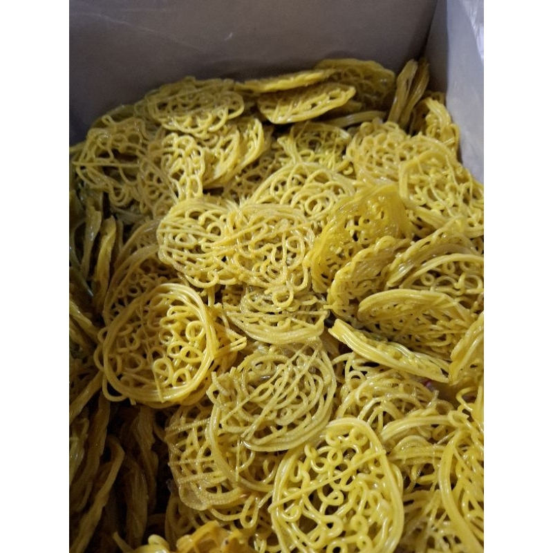 

Kerupuk mie 200gram