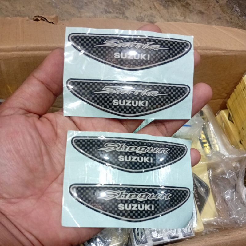 stiker emblem logo suzuki satria suzuki shogun 110 batok kepala