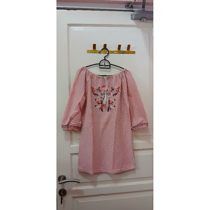 [PRELOVED] Baju sabrina motif bunga bunga