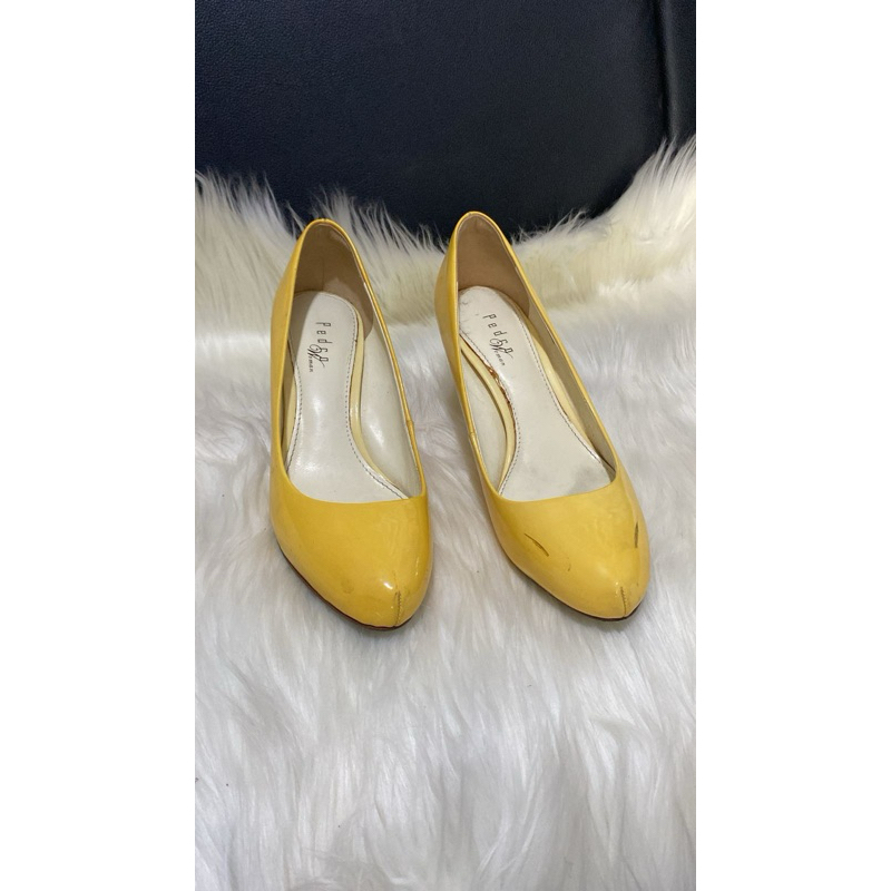 Pedro Heels Kuning size 35-36 preloved