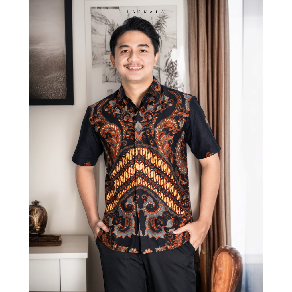 Laskala Batik Premium Wibana Kemeja Batik Pria Slimfit Lengan Pendek