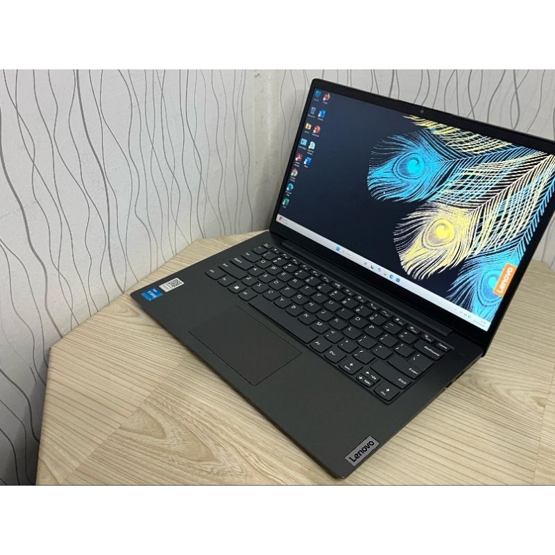 LENOVO V14 G3 IAP I3-1215U RAM 8GB/SSD 256GB