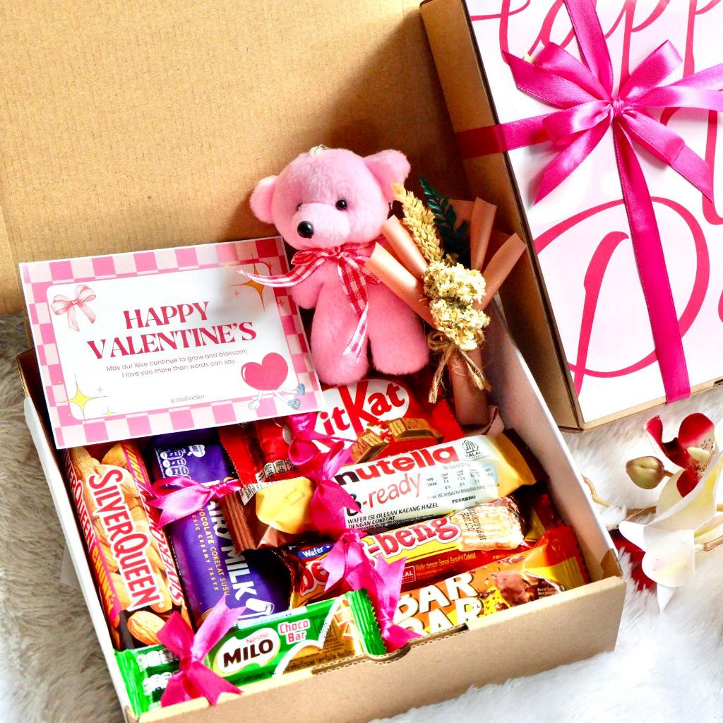 

Hampers Cokelat Premium Kado Ulang Tahun Cewek Cowok Hadiah Anniversary Pacar Gift Wisuda