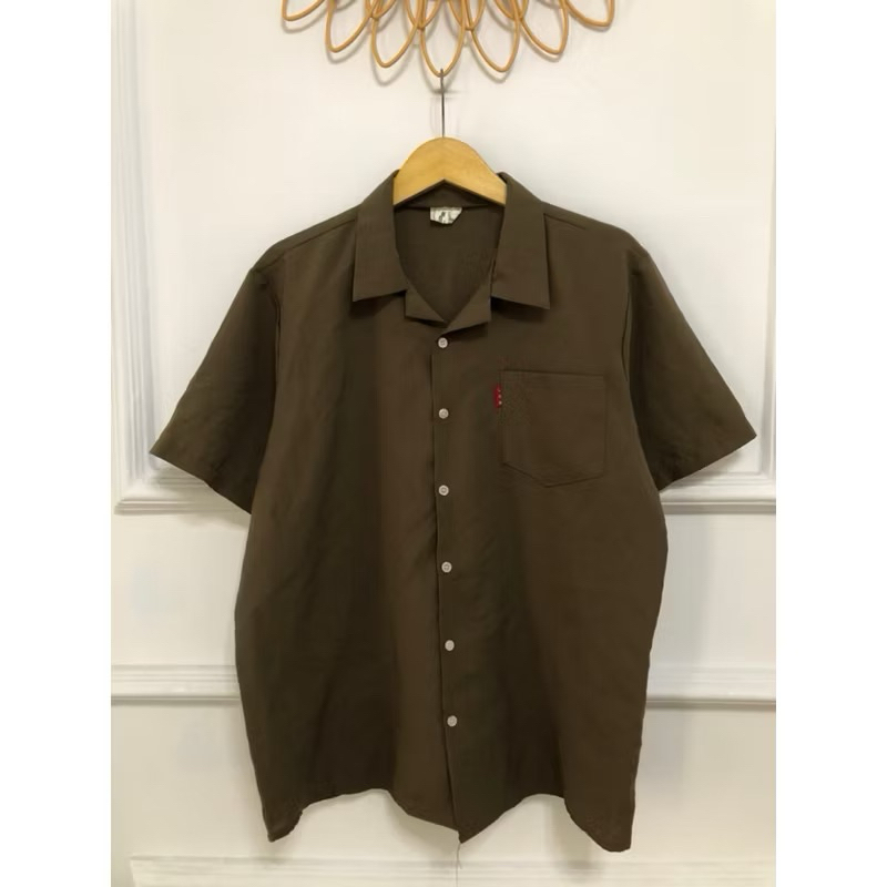 Preloved Open collar shirt / kemeja open collar / kemeja basic