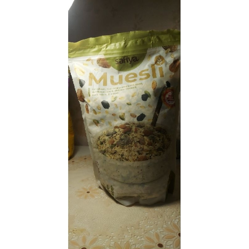 

MUESLI ISI 1Kg, Makanan sehat, ED 15 Januari 2026