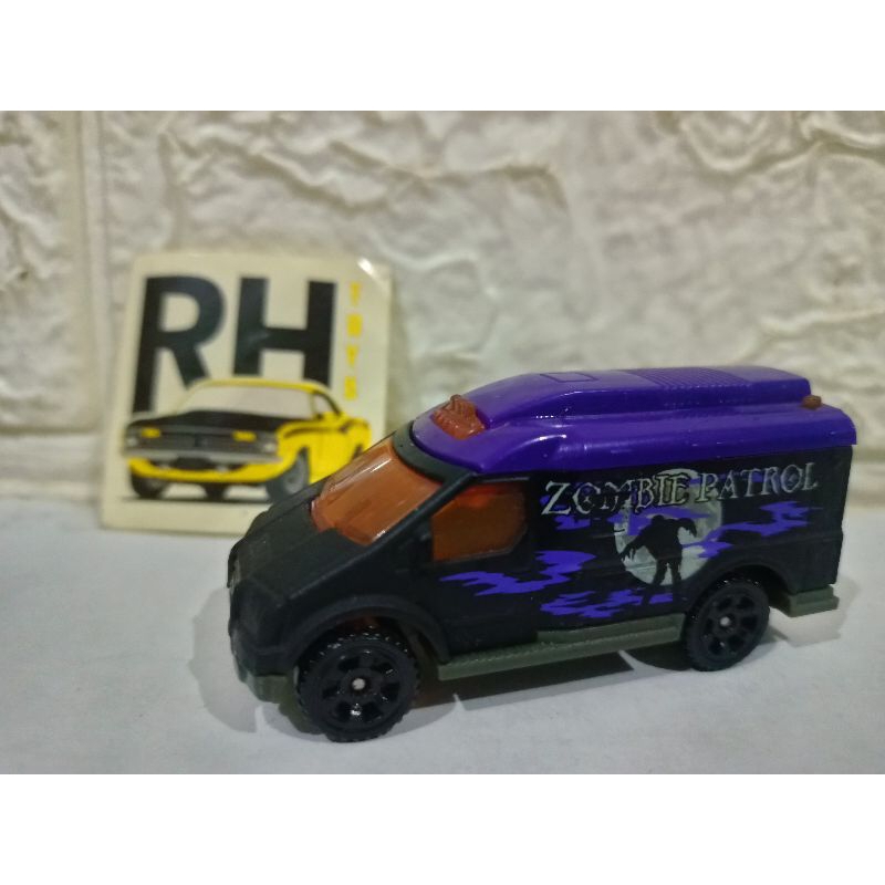 Hot Wheels Ambulance Zombie Patrol