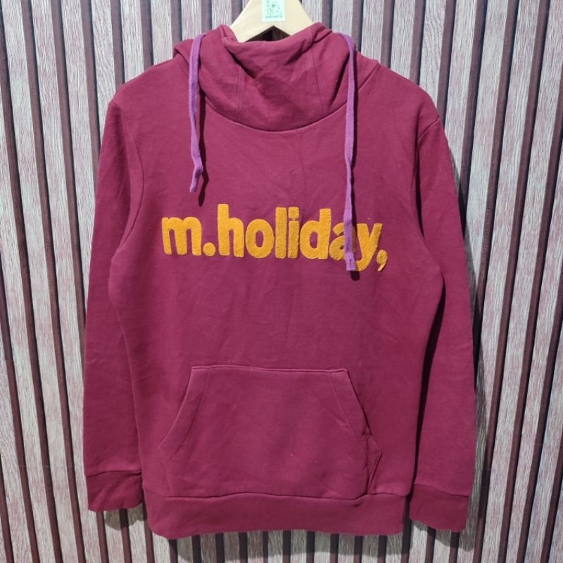 Buds - Hoodie Sweater M. Holiday Logo Bordir Towel