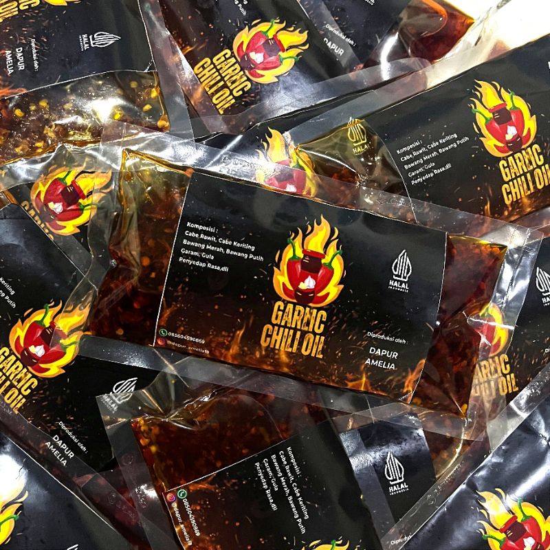 

CHILI OIL GARLIC 100GR HALAL / CHILI OIL DAPUR AMELIA