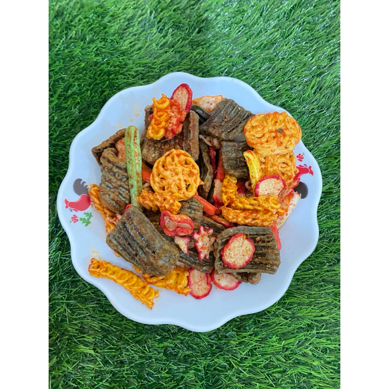 

seblak mix seblak campur aneka makanan ringan aneka kerupuk cemilan snack pedas