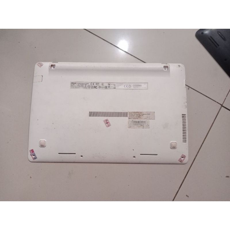 casing belakang netbook x200ca