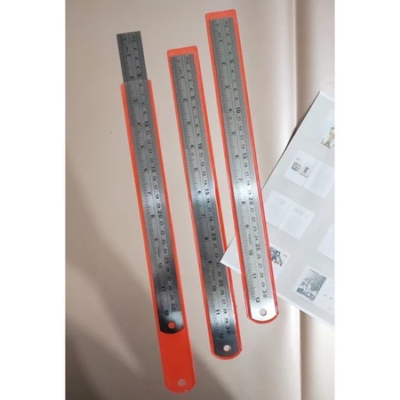 

[1 Pcs] Penggaris Besi 30 Cm/Mistar Besi