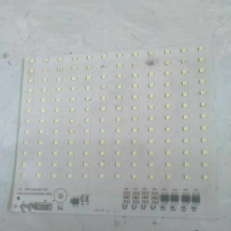 PCB LED mati