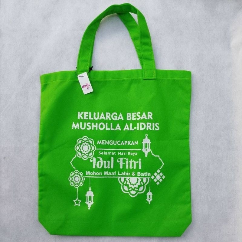 

dafacreARTive | Tas Spunbond Ramah Lingkungan Custom Desain Ukuran 34x31 Cm Untuk Genduri Hajatan Selamatan Haji KhitananTas serbaguna