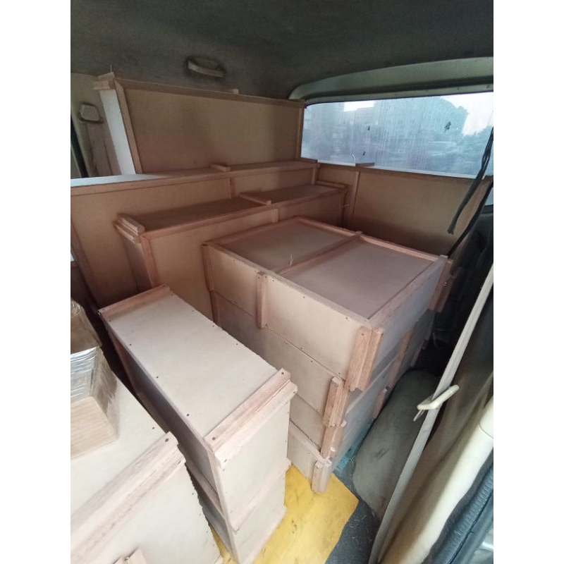 

Paking kayu 40x60cm max 4pcs