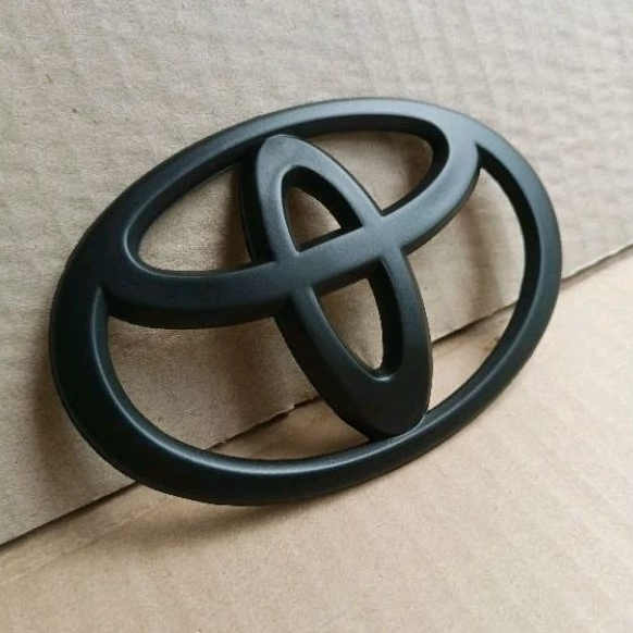 logo Toyota hitam 12cm logo Toyota Avanza lama vvti