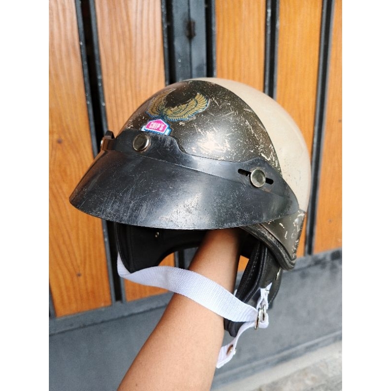 helm chips original