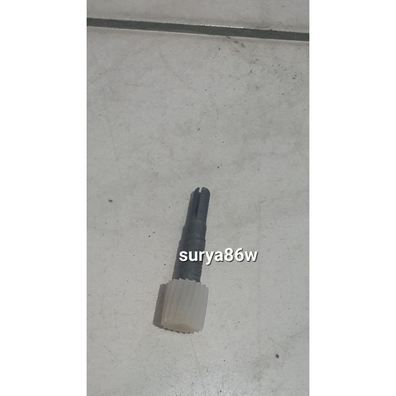 SPEEDO METER GEAR : 18 GIGI ISUZU PANTHER TBR54