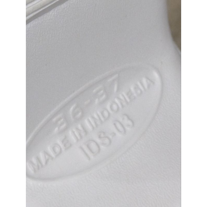 PRELOVED NEW sandal Crocs kw