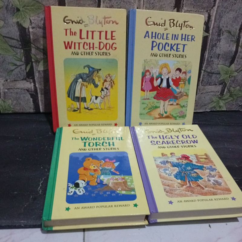 Enid Blyton variasi judul cabutan