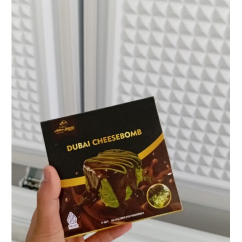 

DUBAI CHEESEBOMB