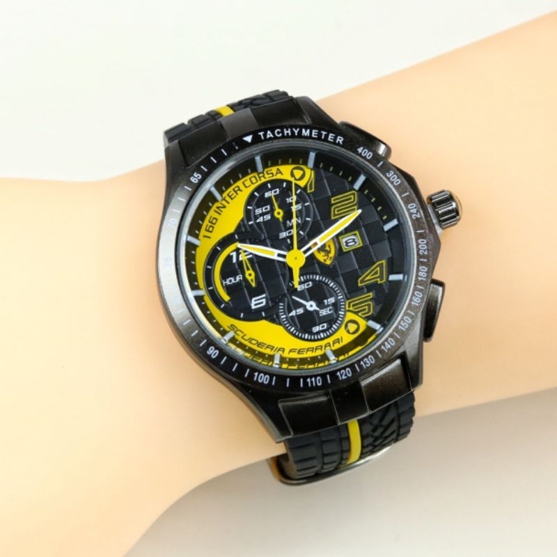 Jam tangan pria Sporty ferrari karet