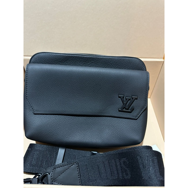 LV bag authentic 100% for boy