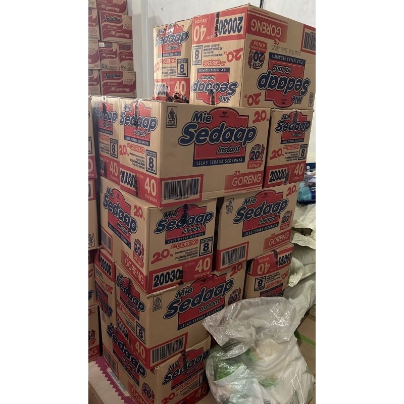 

ELMA Mie sedap goreng 1 dus isi 40 picis