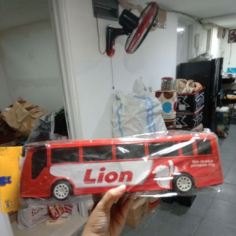 Promo Mainan anak Cowo Mobil Bus Lion RKC Panjang